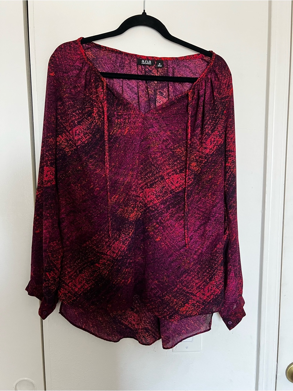 a.n.a Magenta and Black Abstract Tie-Front Blouse
